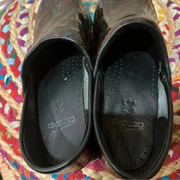 Dansko shiny  multicolor clogs - Picture 5 of 5